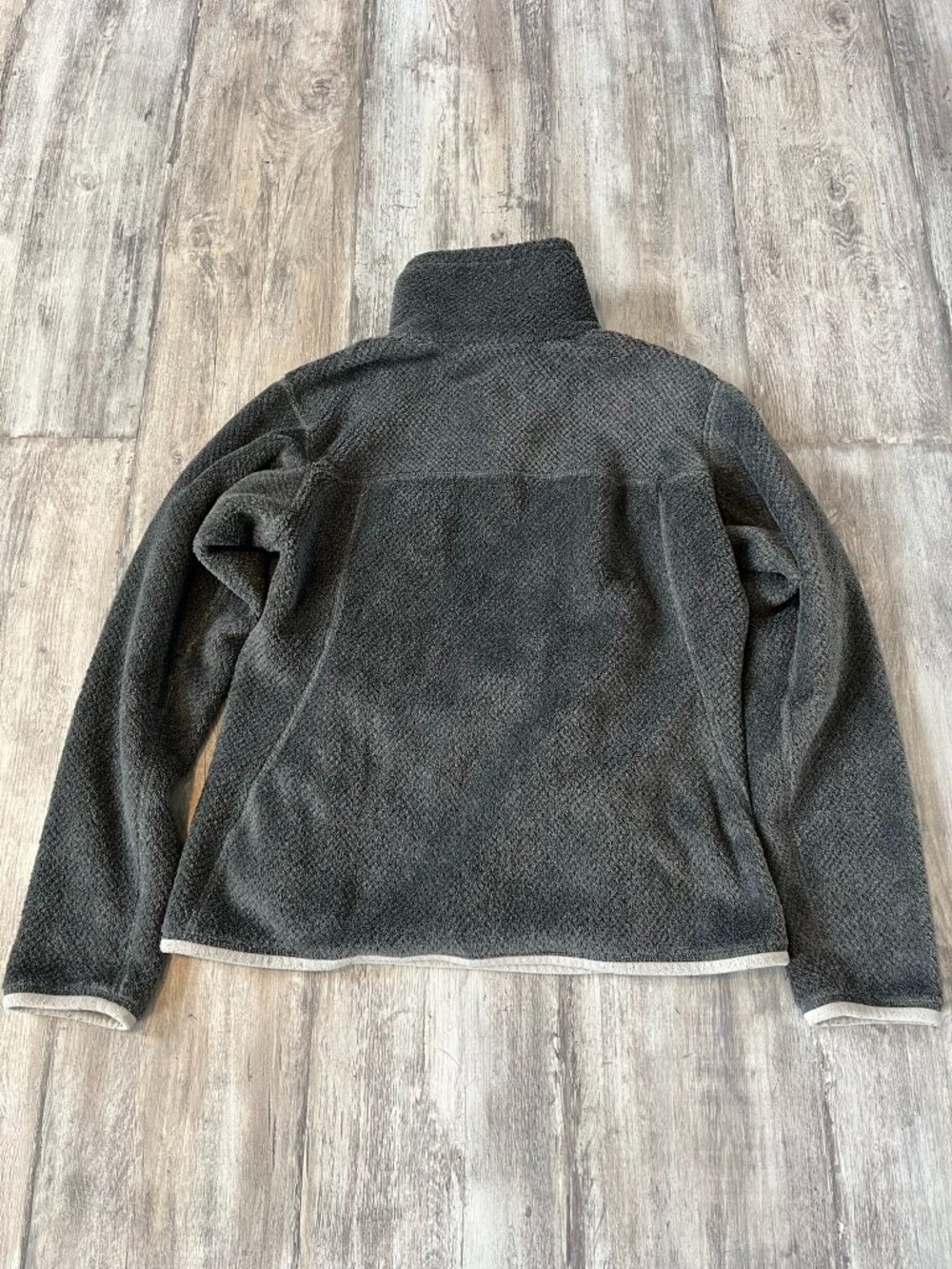 Patagonia Re-Tool Snap-T Fleece Pullover, Feather Grey/Ivory, W's Small - Picture 7 of 11